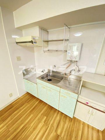 大阪市淀川区西中島５丁目の賃貸マンションのキッチン