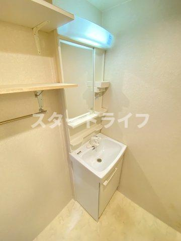 大阪市淀川区西中島５丁目の賃貸マンションの洗面所