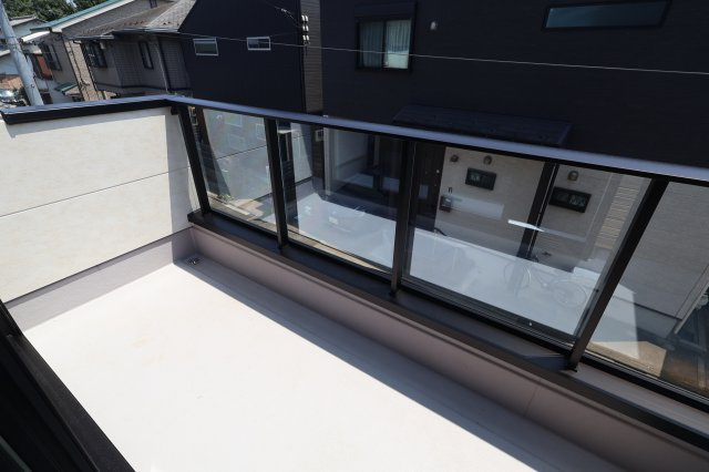 《仲介手数料無料》練馬区田柄４丁目32-12新築一戸建てKEIAI GRACEのバルコニー
