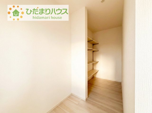 【キッチン】 | 土浦市木田余1期　新築戸建　2号棟 | パントリー完備で散らかりがちなキッチン回りもラクラクお片付けできちゃいます！(*^-^*)