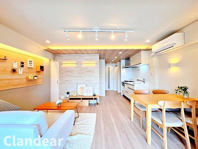 関屋ステーションハイツの居間・リビング|ドキドキの新生活も、安心してスタート。ぴったりの住まいを見つけませんか？クランディアが一緒に住まい選びをサポートします‼　まずは、お気軽にお問合せください　＃クランディア