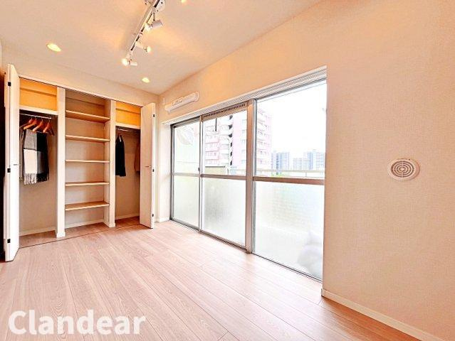 関屋ステーションハイツの洋室|ドキドキの新生活も、安心してスタート。ぴったりの住まいを見つけませんか？クランディアが一緒に住まい選びをサポートします‼　まずは、お気軽にお問合せください　＃クランディア