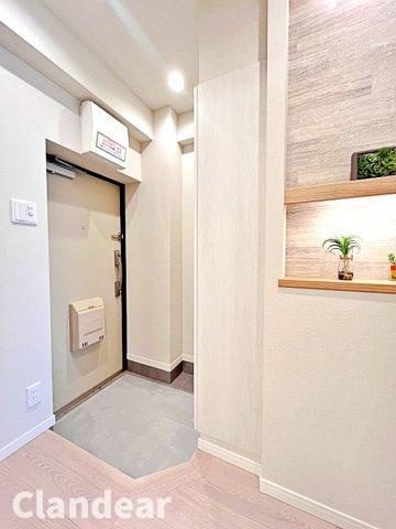 関屋ステーションハイツの玄関|ドキドキの新生活も、安心してスタート。ぴったりの住まいを見つけませんか？クランディアが一緒に住まい選びをサポートします‼　まずは、お気軽にお問合せください　＃クランディア