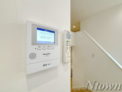 【セキュリティ】 | ココマンション | モニター付きインターホンです