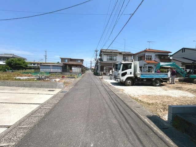 リーブルガーデン　一宮市浅井町大野　全1区画分譲の前面道路含む現地写真|「現地（2027年4月27日）撮影」　
■前面道路　
■ヤマダ不動産　株式会社リライフ