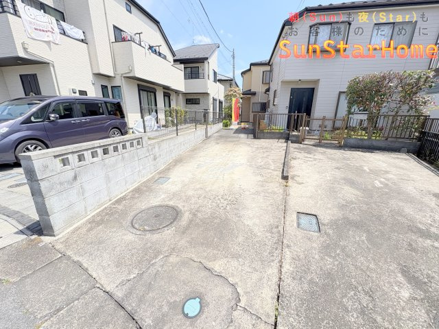 【サンスターホーム】羽村市羽東3丁目　中古戸建　駅近物件の駐車場