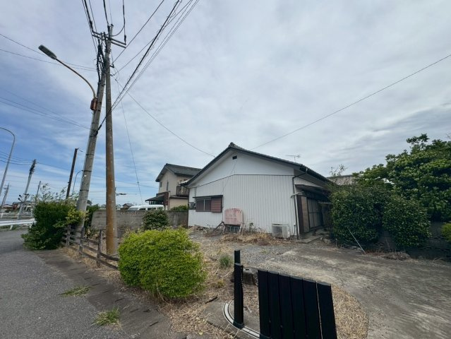 -三丁目不動産-　深谷市明戸　茶室付きの前面道路含む現地写真