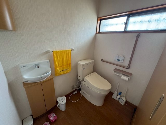-三丁目不動産-　深谷市明戸　茶室付きのトイレ