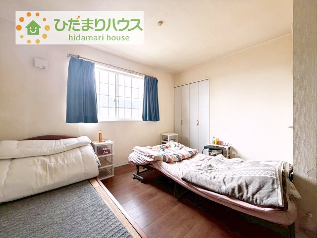 【洋室】 | 阿見町よしわら２丁目　中古戸建 | 木の温もりがやさしいフローリング♪