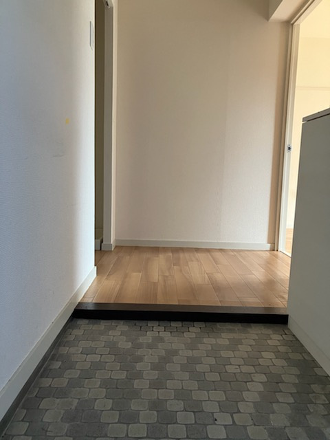 サンシャトレ神ノ輪の玄関|他の部屋の写真になります。
フルリフォーム予定です。