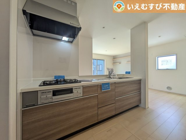 Livele Garden.S　大泉第6仙石のキッチン|機能性収納性に溢れるキッチン
収納もたっぷり付いていてすっきり片付く！毎日楽しくお料理が出来そうです！