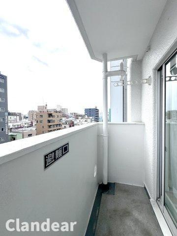 コーポ押上のバルコニー|ドキドキの新生活も、安心してスタート。ぴったりの住まいを見つけませんか？クランディアが一緒に住まい選びをサポートします‼　まずは、お気軽にお問合せください　＃クランディア