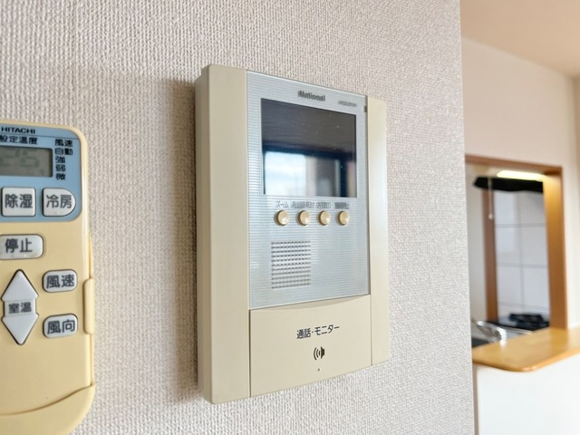 グリーングランデⅢのセキュリティ|カメラ付インターホン