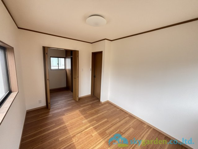 平塚市入野　中古戸建の洋室