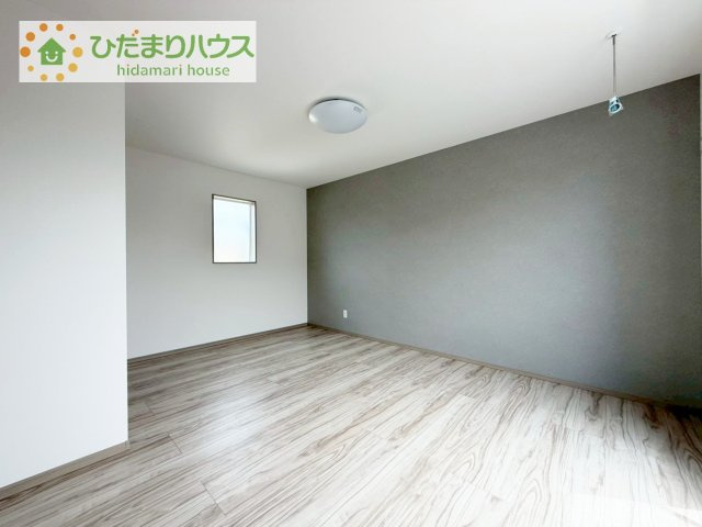 【寝室】 | 牛久市牛久町第1期　新築戸建　4号棟 | 広めの主寝室は、ベッドの他にもパソコンデスクやドレッサーなども置けちゃいます(*^-^*)