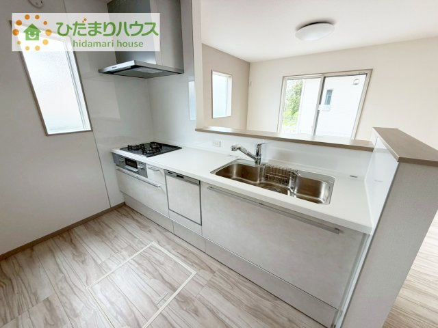 【キッチン】 | 牛久市牛久町第1期　新築戸建　4号棟 | 料理をしながらでも、ご家族との会話を楽しめる対面式キッチン♪