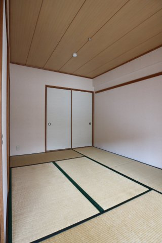 ラウムズ垂水の和室