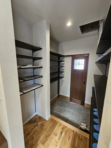 鹿沼市玉田モデルハウスの玄関