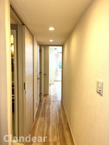 エクセレントシティ松戸駅前の玄関|ドキドキの新生活も、安心してスタート。ぴったりの住まいを見つけませんか？クランディアが一緒に住まい選びをサポートします‼　まずは、お気軽にお問合せください　＃クランディア
