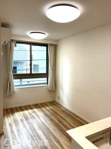 エクセレントシティ松戸駅前の居間・リビング|ドキドキの新生活も、安心してスタート。ぴったりの住まいを見つけませんか？クランディアが一緒に住まい選びをサポートします‼　まずは、お気軽にお問合せください　＃クランディア