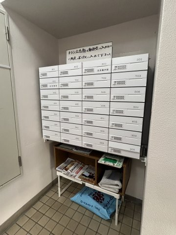 きのえねマンションのエントランス