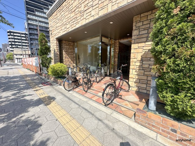 FRENCIA NOIE 難波南　仲介手数料無料のエントランス
