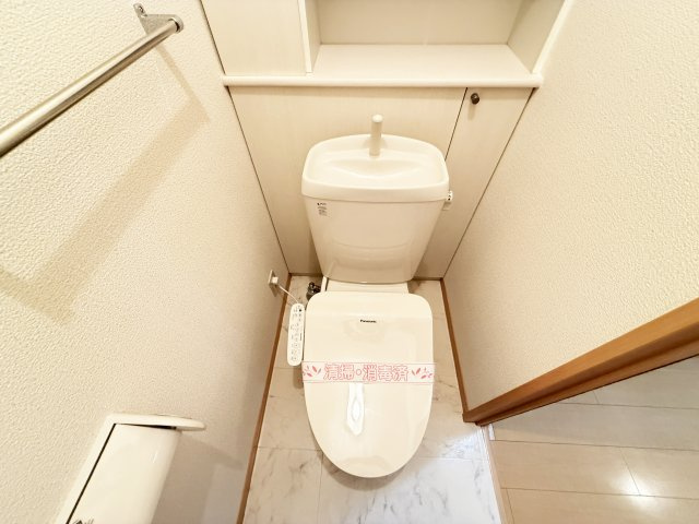 セジュール ｳｨﾙﾓｱの収納|洋室7帖ウォークインクローゼット