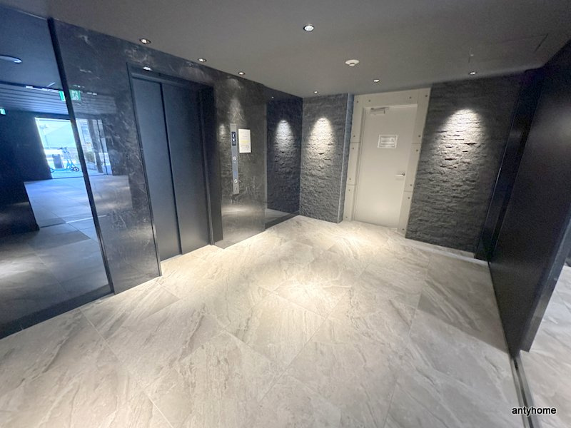 S-RESIDENCE難波大国町Deux　仲介手数料無料のロビー