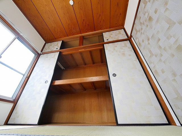 奈良市東九条町215-9貸家の収納|小物を収納するのに便利です