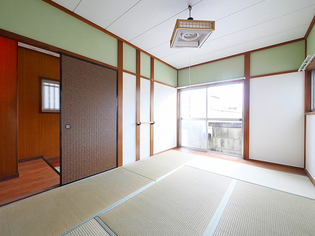 奈良市東九条町215-9貸家の和室|和室があると、家にあたたかい雰囲気が生まれます