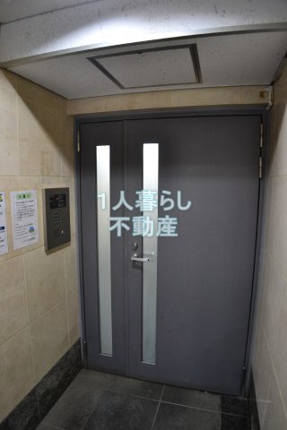 【エントランス】