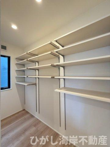 茅ケ崎市松林１丁目　新築戸建　全31区画の設備|パントリー