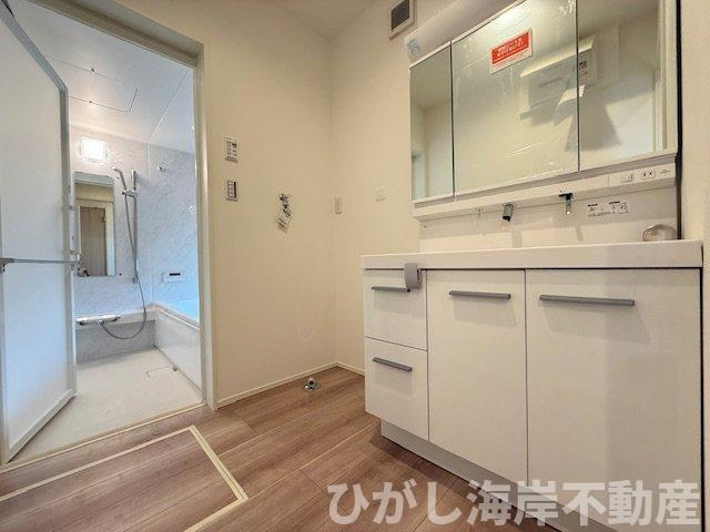 茅ケ崎市松林１丁目　新築戸建　全31区画の脱衣所|脱衣スペース