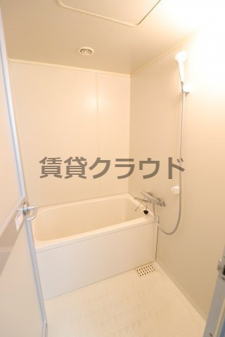 ゴールドパレスの浴室