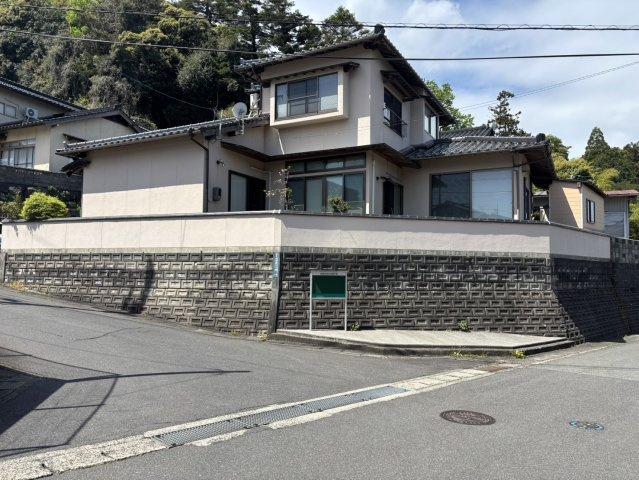 【前面道路含む現地写真】 | 古志原6丁目中古戸建 | 前面道路含む現地写真です