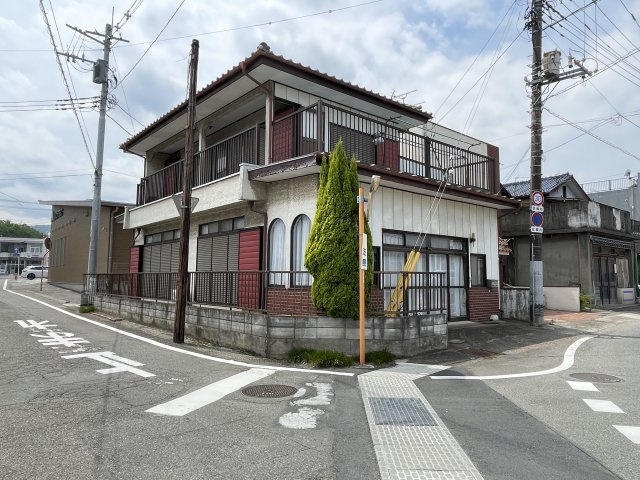 高崎市吉井町吉井　中古400の前面道路含む現地写真
