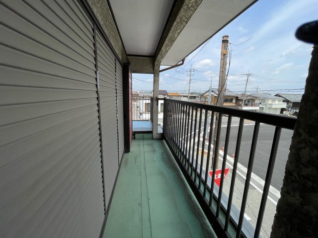高崎市吉井町吉井　中古400のバルコニー