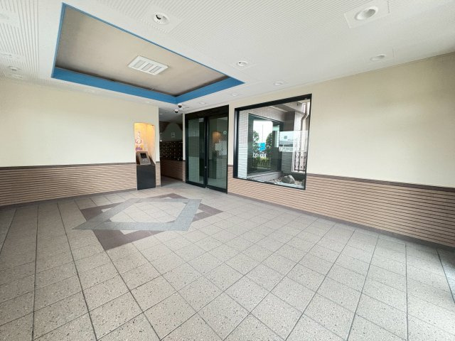 エンゼルハイム入谷南のロビー|ドキドキの新生活も、安心してスタート。ぴったりの住まいを見つけませんか？クランディアが一緒に住まい選びをサポートします‼　まずは、お気軽にお問合せください　＃クランディア