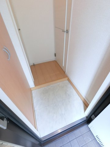 フーヴェル都Aの玄関