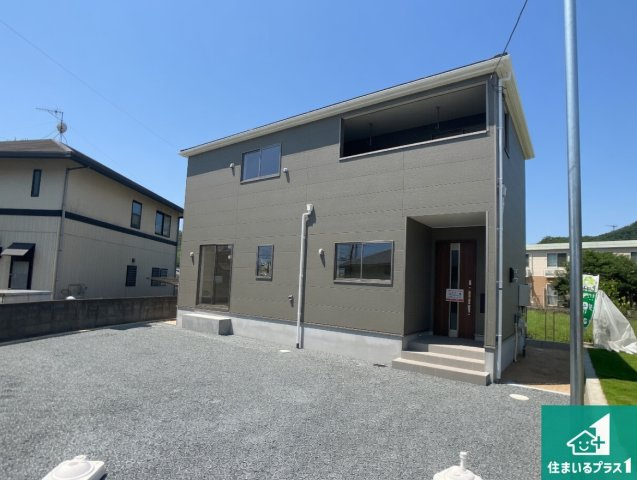 姫路市上大野　第6期　新築一戸建ての外観|安心の10年保証！外観を美しく保ち、雨水で汚れを落とします！気になることがありましたら、お気軽にお問い合わせください！