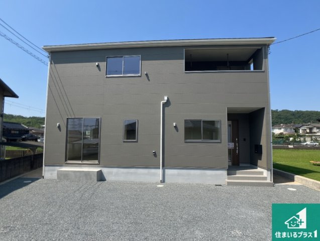 姫路市上大野　第6期　新築一戸建ての外観|安心の10年保証！外観を美しく保ち、雨水で汚れを落とします！気になることがありましたら、お気軽にお問い合わせください！