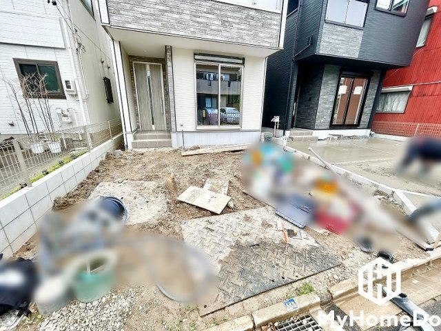 北区八代町　1期　の前面道路含む現地写真