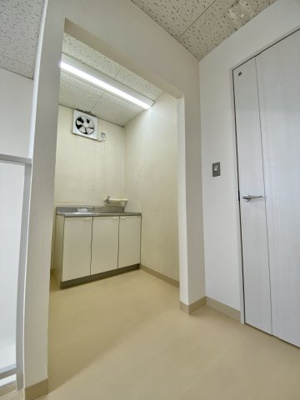 【内装】 | KAビル 　一棟貸し | ３階　給湯室