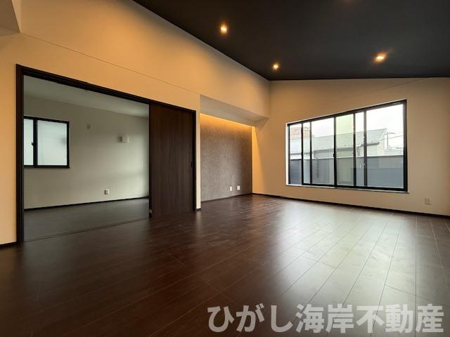 茅ケ崎市松林１丁目　新築戸建　全31区画の居間・リビング|18.2帖　LDK