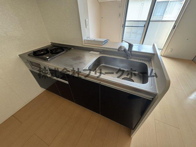 小金井市東町３丁目のアパートのキッチン