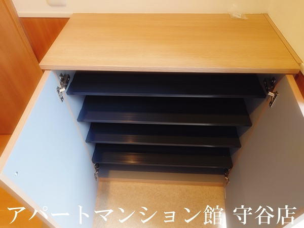 シャルメ・ドミールＡの収納