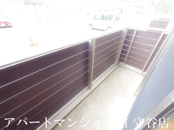 シャルメ・ドミールＡのバルコニー