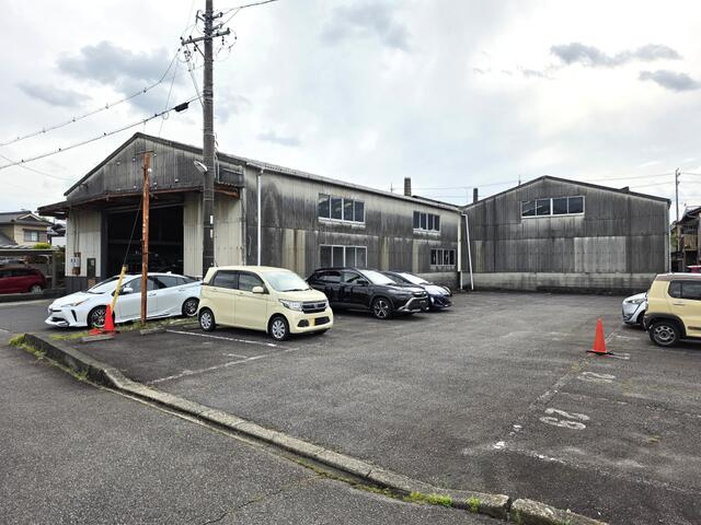 瑞浪市寺河戸町の倉庫
