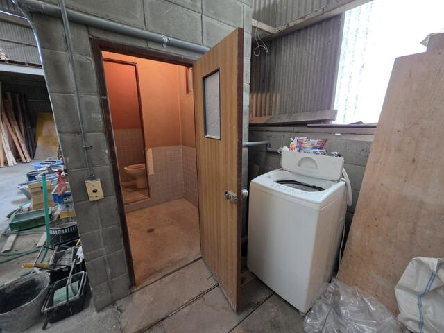 瑞浪市寺河戸町の倉庫の内装