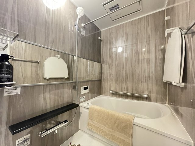 【浴室】アンビックス志賀ストリートタワー 